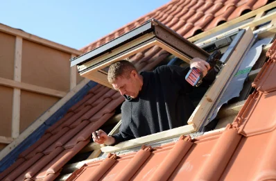 Pose de fenêtres de toit Velux à Barberier